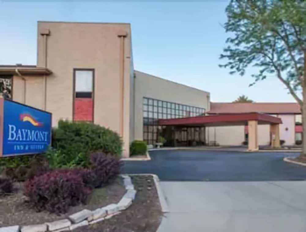 Clarion Pointe Bloomington-Normal Near I-55 And University Exterior foto
